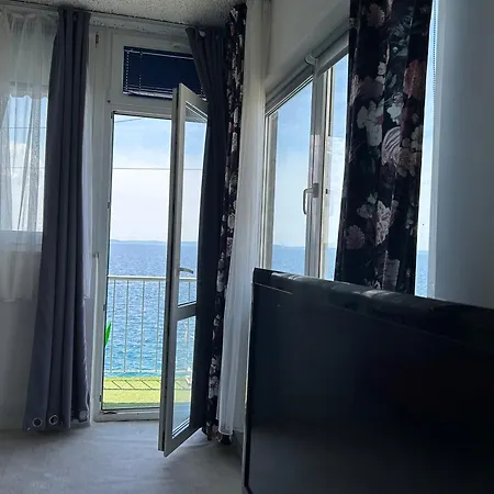 Kuk Apartment
